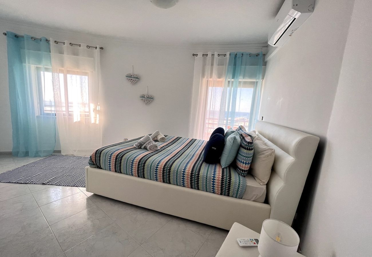 Apartamento em Costa de Caparica - O mar na frente dlux Caparica