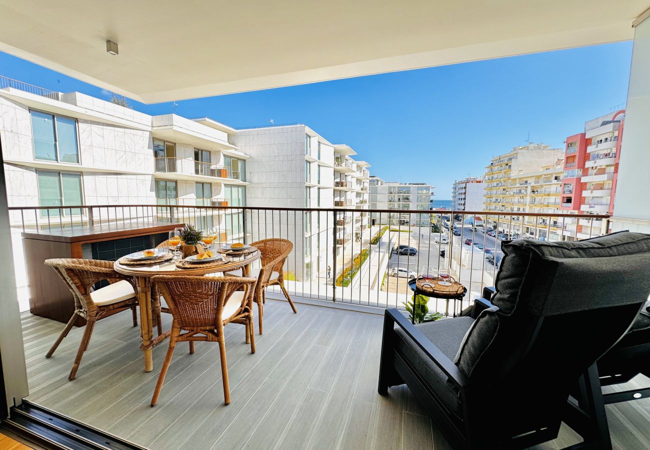 Condomínio em Armação de Pêra - Bayline luxury spa and pool apartment
