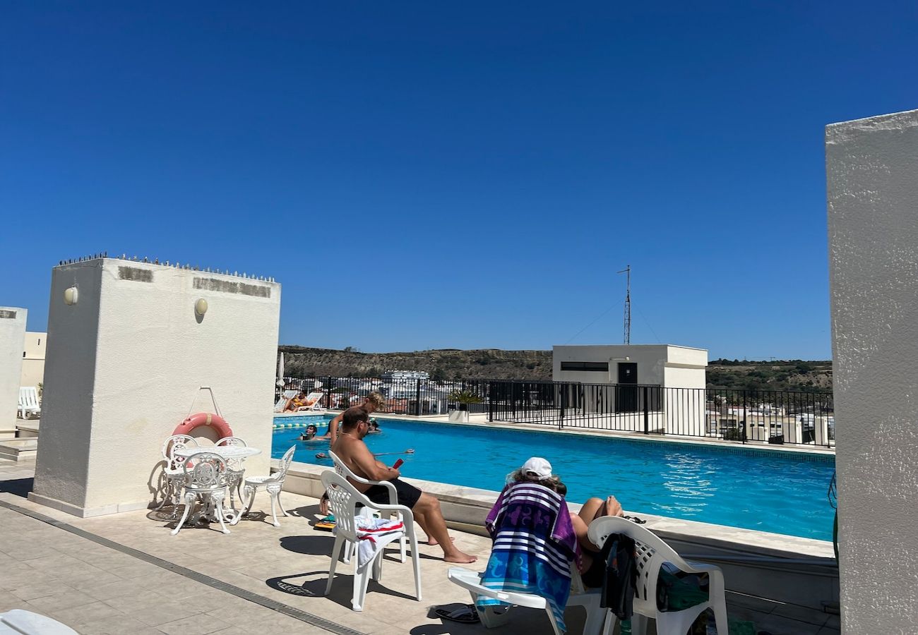 Ferienwohnung in Costa de Caparica - 203 · Apartamento encantador com piscina em C. Cap