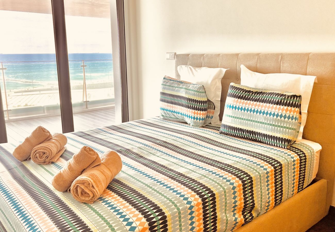 Ferienwohnung in Costa de Caparica - Front Line, Sea View, luxury Penthouse in Caparica
