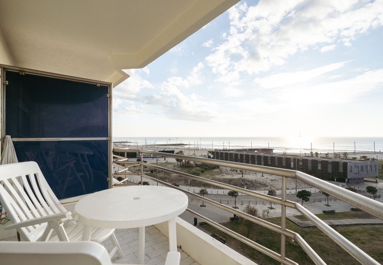 Ferienwohnung in Costa de Caparica - Horizonte Infinito Apartamento à Beira-Mar com vis