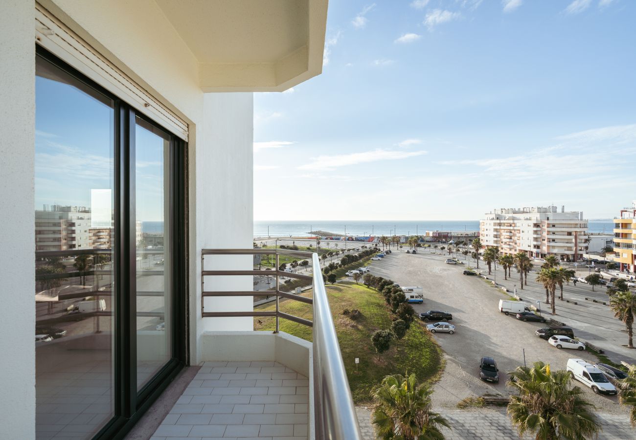 Ferienwohnung in Costa de Caparica - Horizonte Infinito Apartamento à Beira-Mar com vis