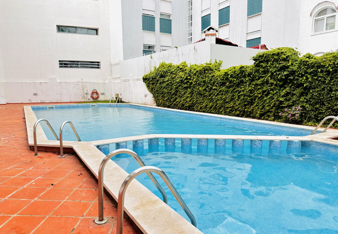 Ferienwohnung in Costa de Caparica - Refugio & Piscina