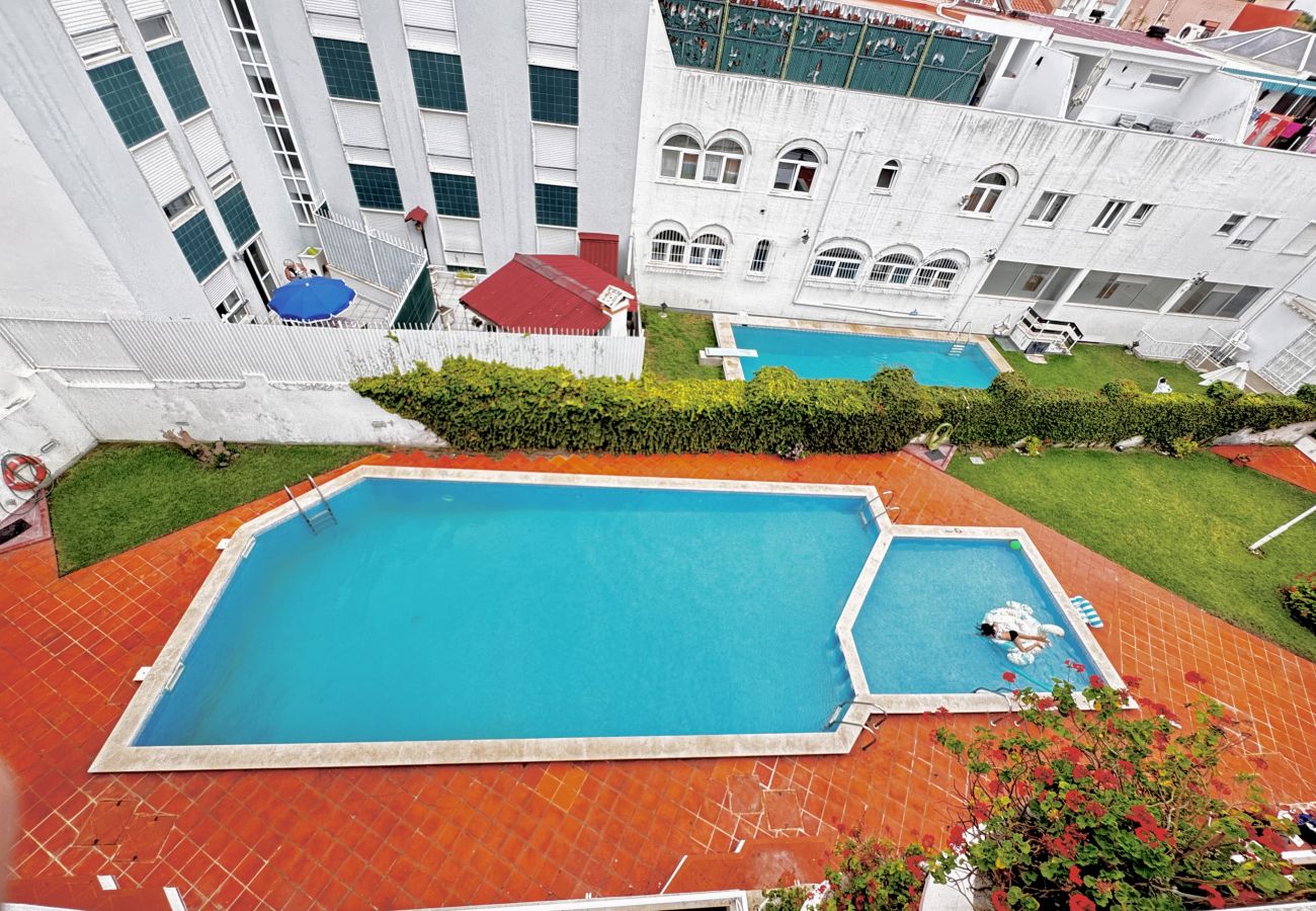 Ferienwohnung in Costa de Caparica - Refugio & Piscina