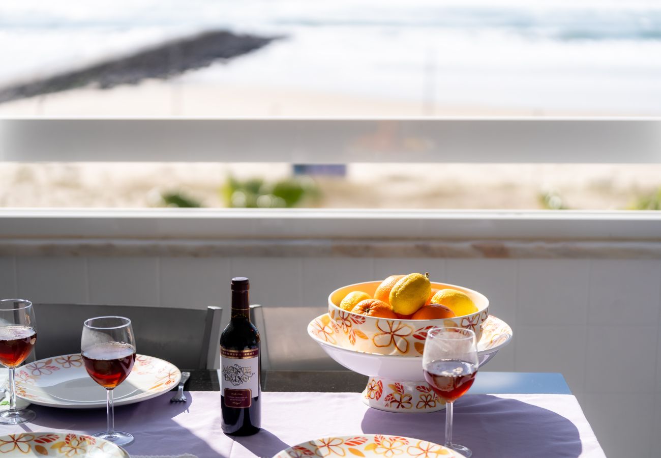 Ferienwohnung in Costa de Caparica - Horizonte Azul , Frente mar & Piscina