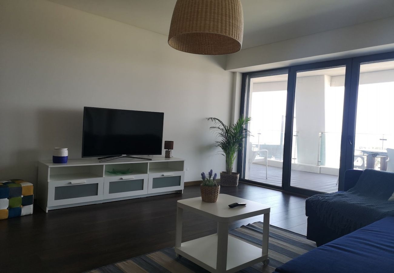 Residence in Costa de Caparica - T2 Plazza · Luxury apartment whith sea view face t