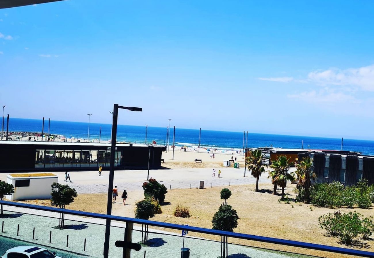 Residence in Costa de Caparica - T2 Plazza · Luxury apartment whith sea view face t