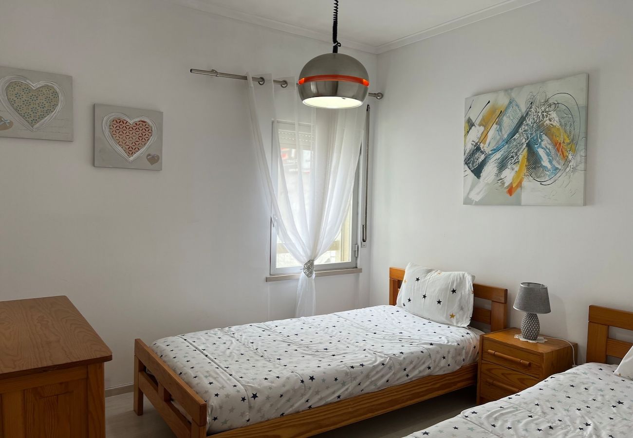 Apartment in Costa de Caparica - Torre Templários   · 2 Bedroom apartment in Capari