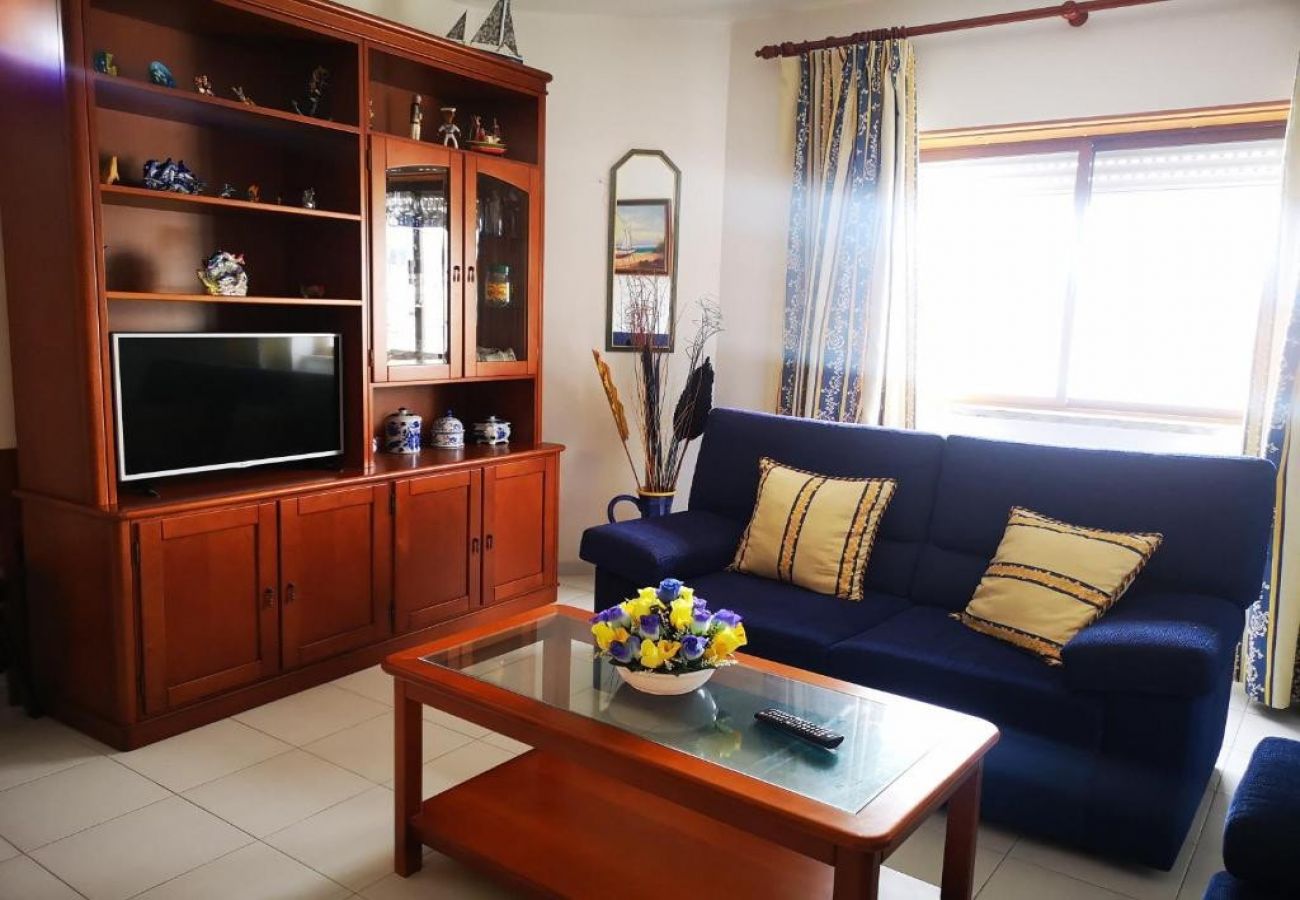 Apartment in Costa de Caparica - 5C · Lisbon - Beach Side - 15 minutes to Lisbon ce