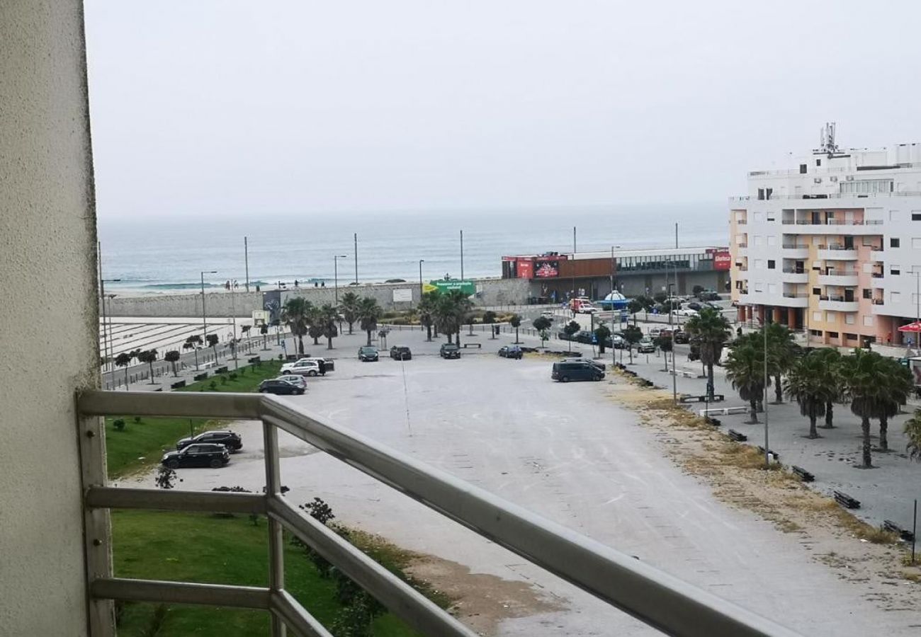 Apartment in Costa de Caparica - 5C · Lisbon - Beach Side - 15 minutes to Lisbon ce