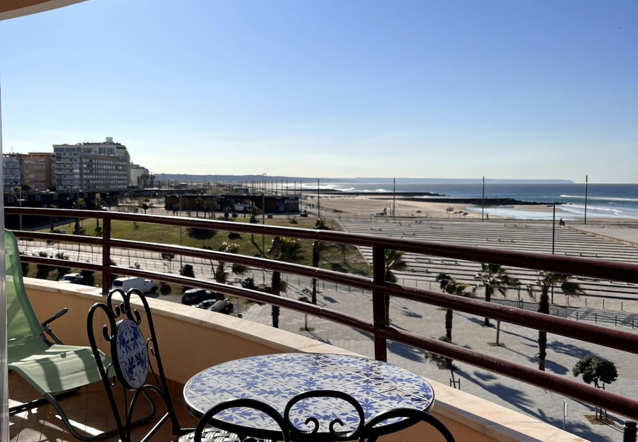 Apartment in Costa de Caparica - O mar na frente d"lux Caparica