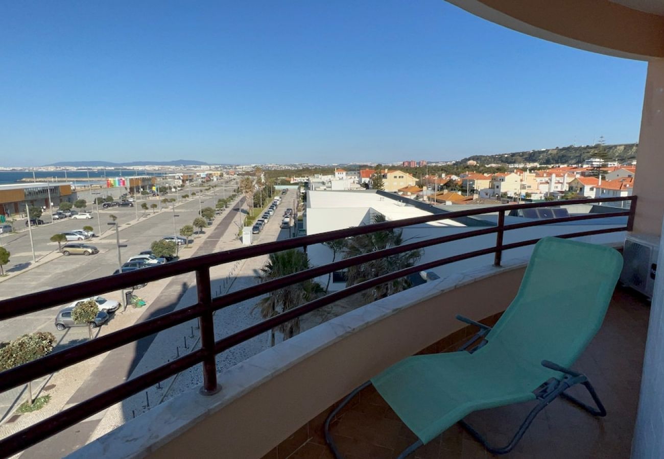 Apartment in Costa de Caparica - O mar na frente d"lux Caparica