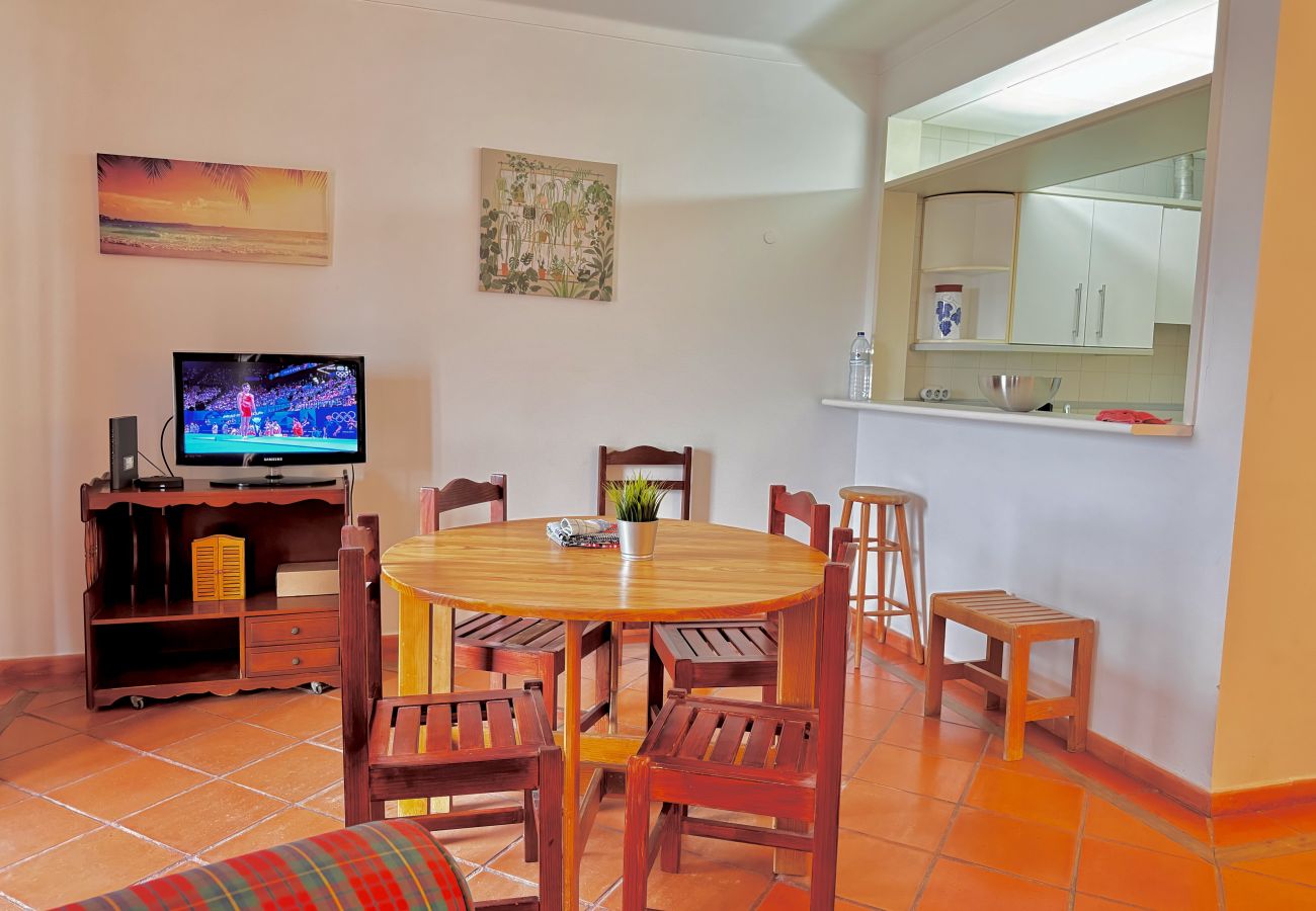 Apartment in Costa de Caparica - Refugio & Piscina